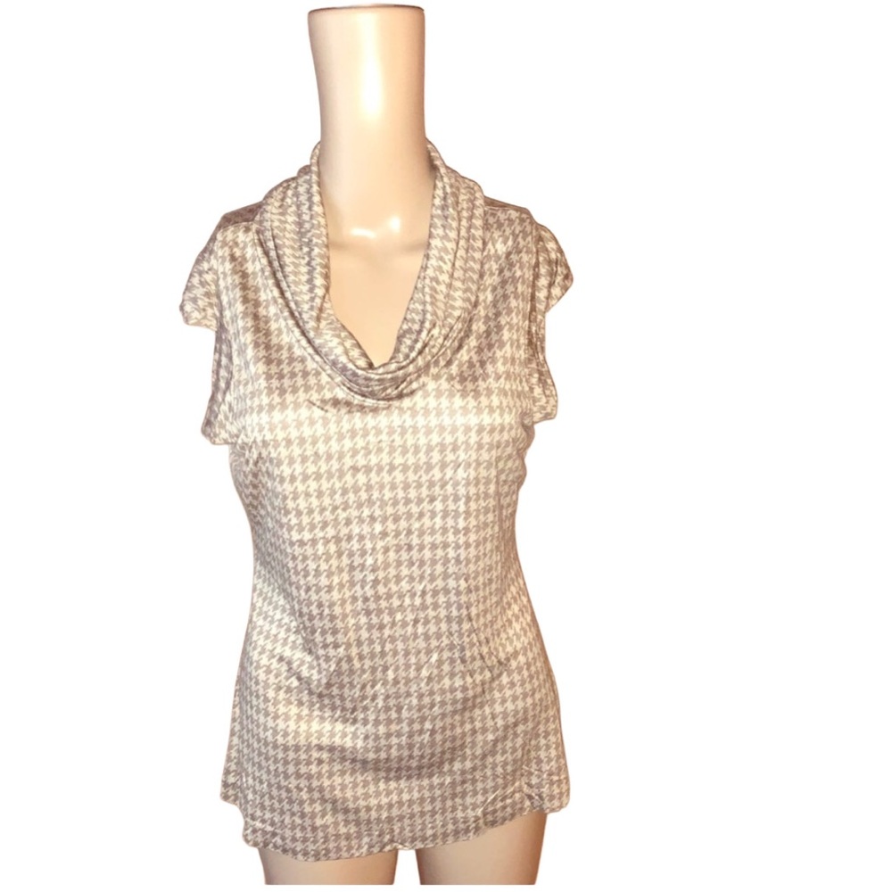 Banana Republic Top size Medium